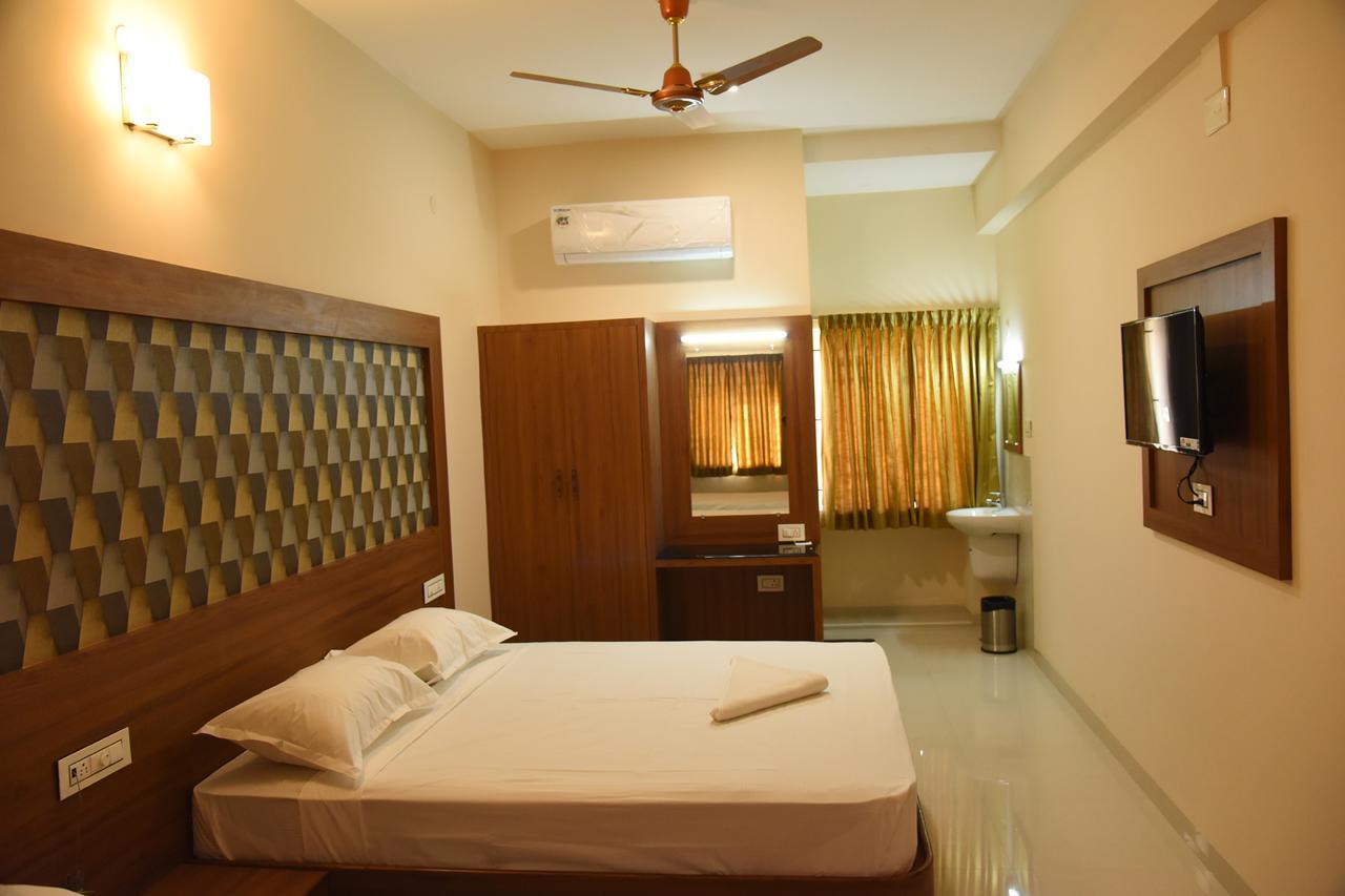 Hotel Gokulgrande Erode Exterior photo