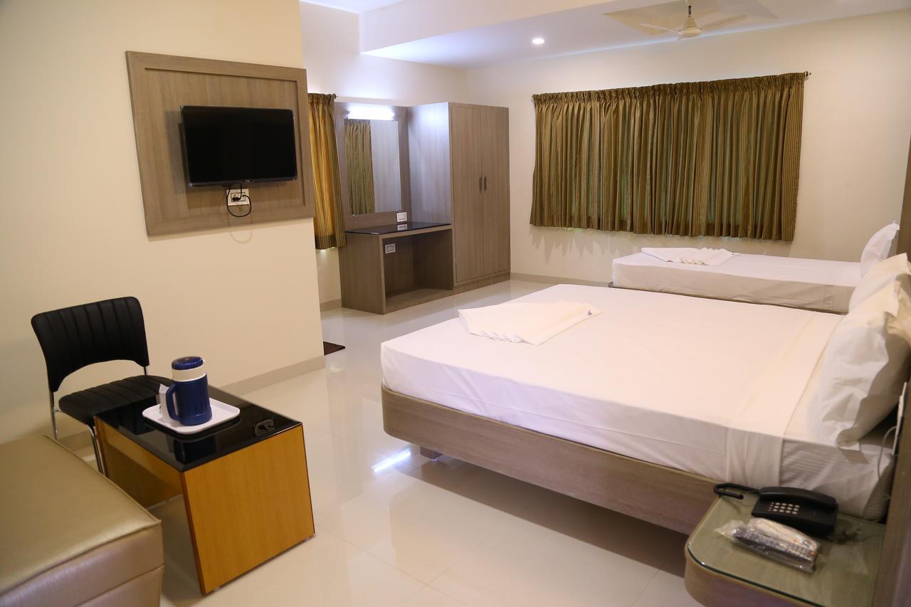 Hotel Gokulgrande Erode Exterior photo