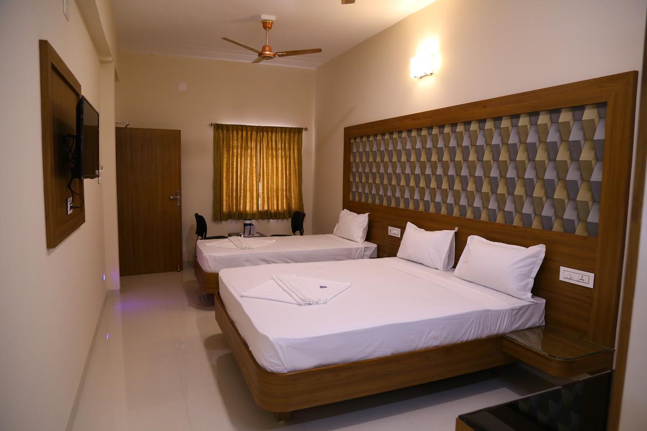 Hotel Gokulgrande Erode Exterior photo